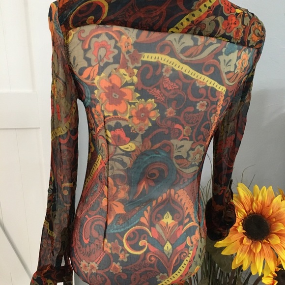 Lucky brand sheer multi colored pattern long sleeve button down blouse. Size Sm - Picture 6 of 9